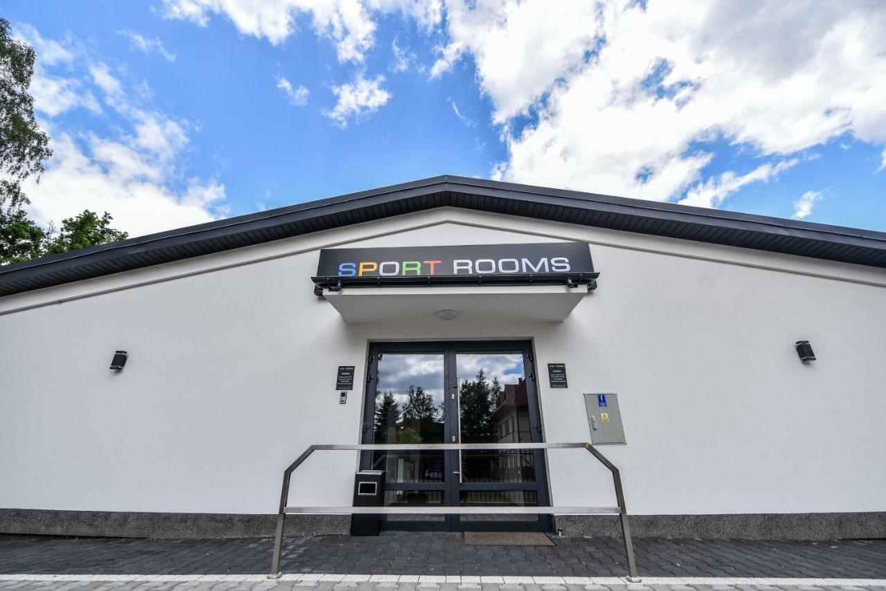 Sport Rooms Spala Bagian luar foto